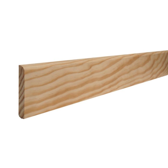 Plinthe pin, angle arrondie Plinthe pin, angle arrondie
