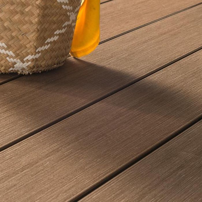 Silvadec atmosphère brun rio 4000 x 180 x 23 mm Brossée