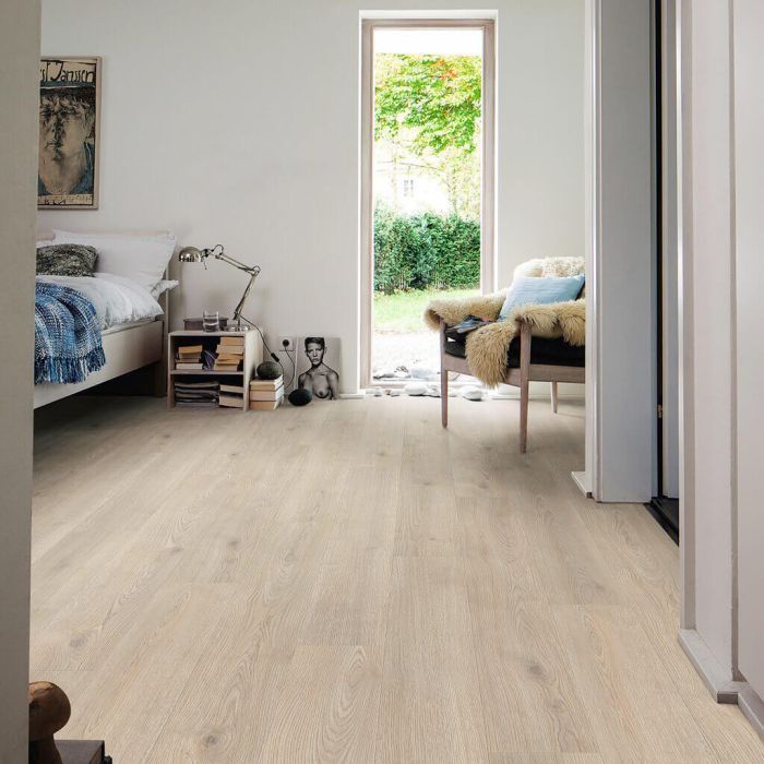 Sol tritty 100 Chêne contura murail 2200 x 243 x 8 mm Sol tritty 100 Chêne contura murail 2200 x 243 x 8 mm