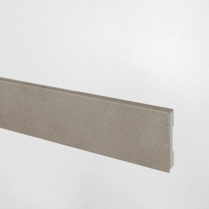 Plinthe Oyster 2000 x 61 x 10 mm