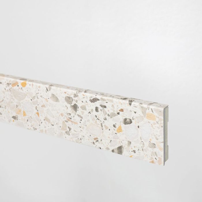 Plinthe Verona 2000 x 61 x 10 mm Plinthe Verona 2000 x 61 x 10 mm