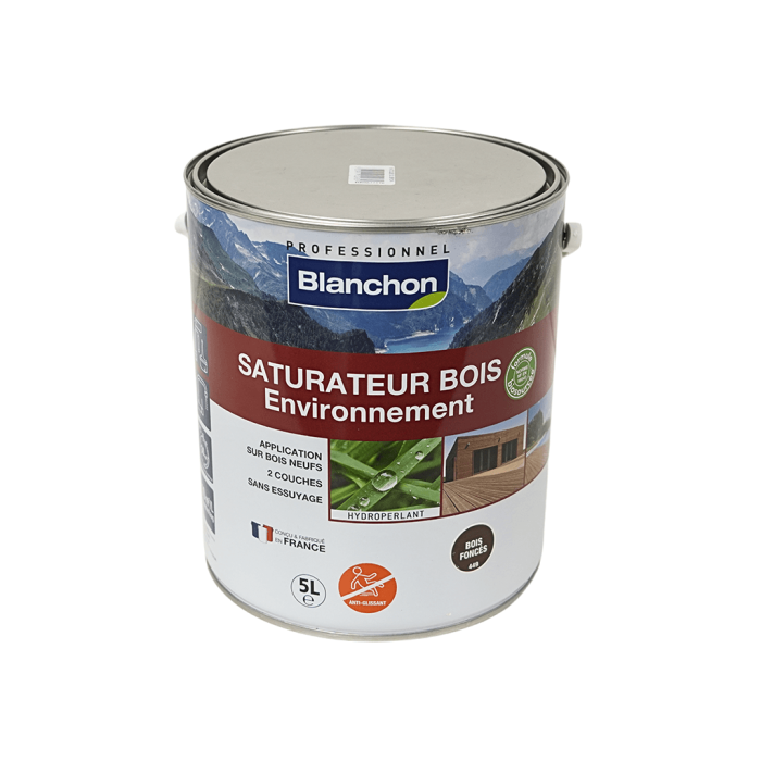 Saturateur bois environnement bois foncé