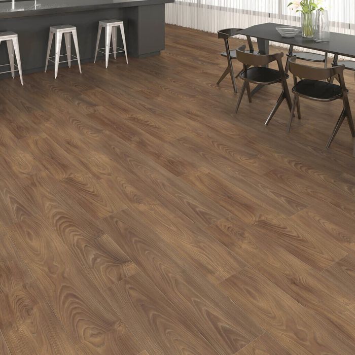 Sol tritty 200 Noyer vario 1282 x 193 x 8 mm Aqua Sol tritty 200 Noyer vario 1282 x 193 x 8 mm Aqua