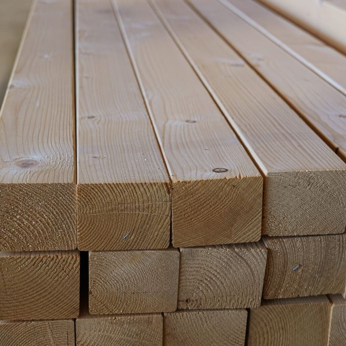 Charpente Sapin Epicéa 100 x 80 mm raboté séché Charpente Sapin Epicéa 100 x 80 mm raboté séché
