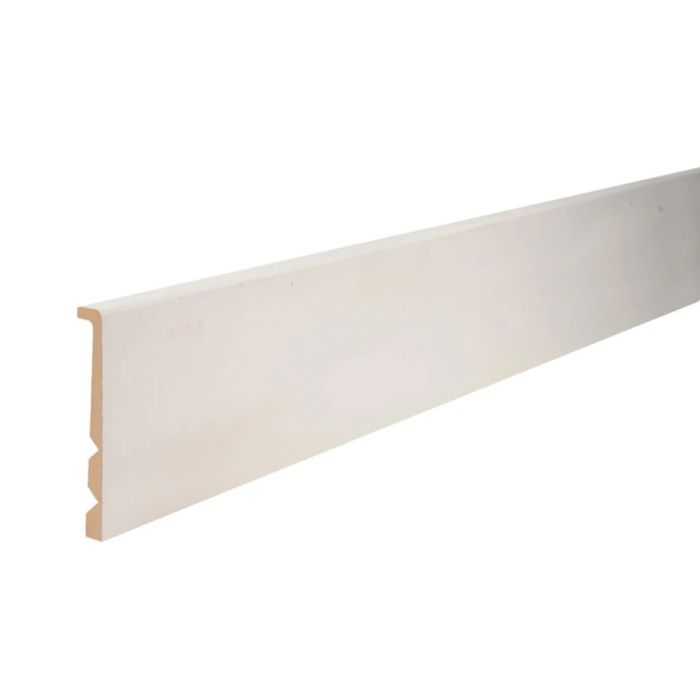 Surplinthe MDF prépeint blanc 2440 x 133 x 22 mm