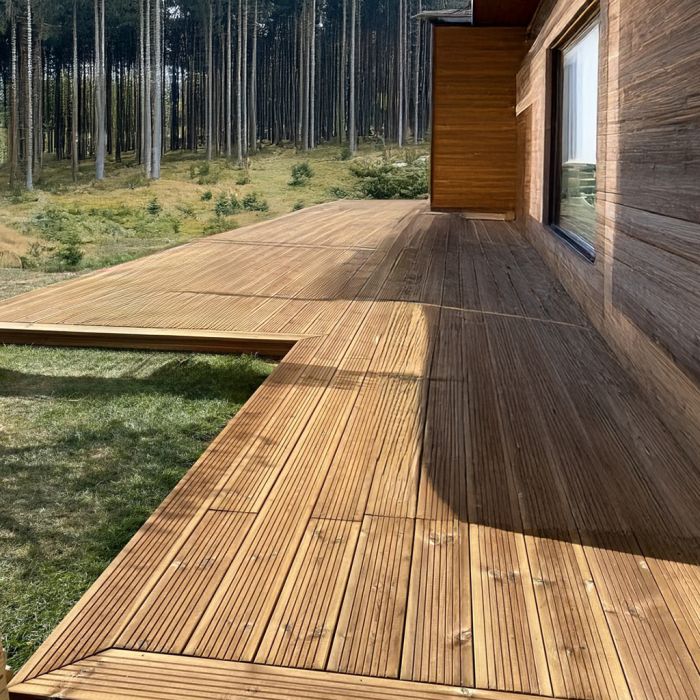 Terrasse pin sylvestre XL 195 x34mm choix US  traité classe IV marron Terrasse pin sylvestre XL 195 x34mm choix US  traité classe IV marron