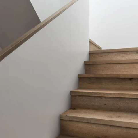 Coretec stair lumber A marche droite