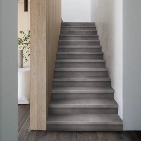 Coretec stair matterhorn D recouvrement latéral