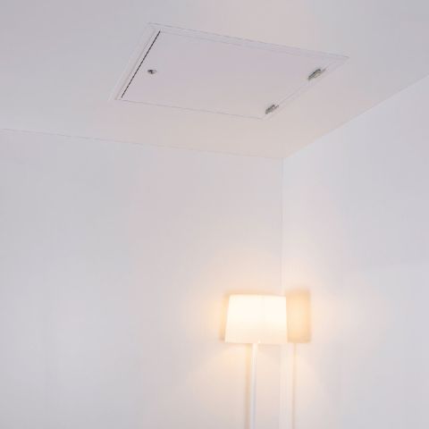 Trappe Ei60 35db prépeint, pose horizontale- ouv. vers le bas